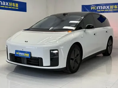 Li Auto Li i8
