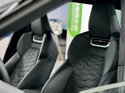 Audi 奥迪Q6L e-tron
