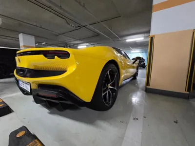 Ferrari 296