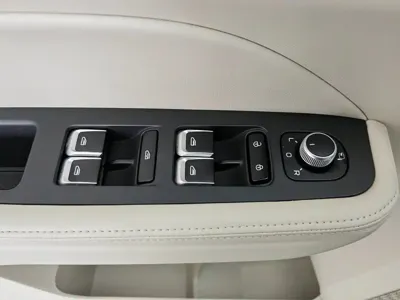 Geely ICON