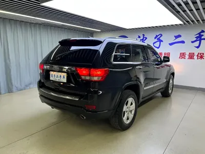 Jeep Grand Cherokee (Import)