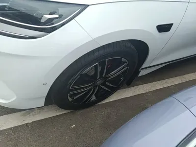 BYD Qin L
