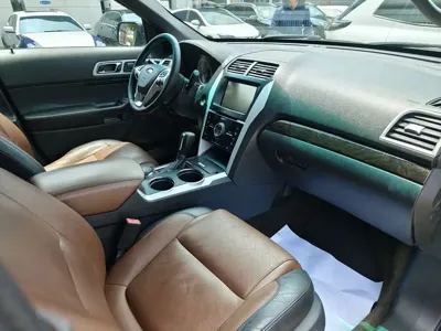 Ford Explorer (Import)