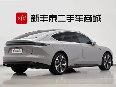 Nio ET5