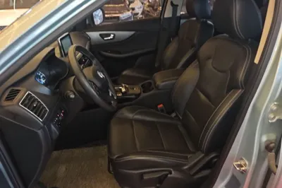 Dongfeng Fengon S560