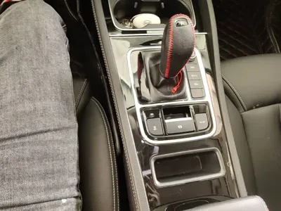 BYD MAX