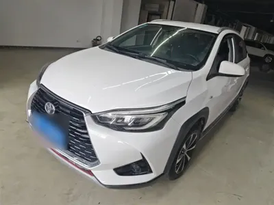 Toyota Yaris L