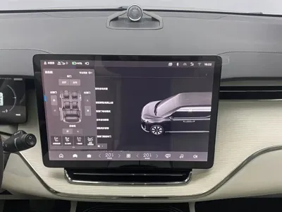 Volvo EM90