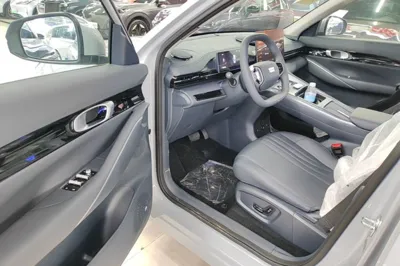 Geely Galaxy E5