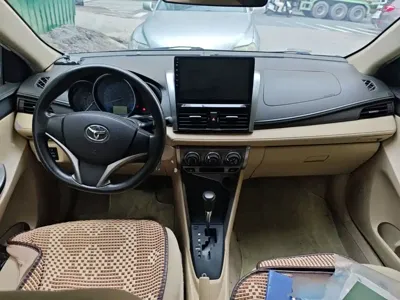 Toyota Yaris L