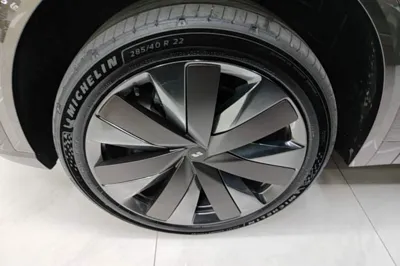 Li Auto L9