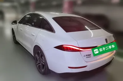 Roewe D7
