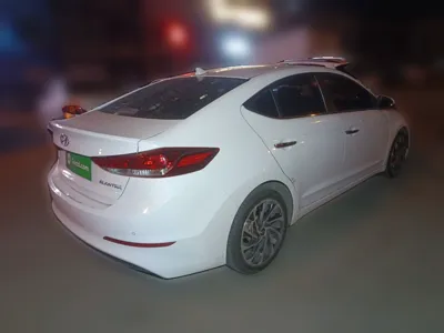 Hyundai Elantra (6th Generation