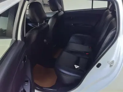 Toyota Yaris L