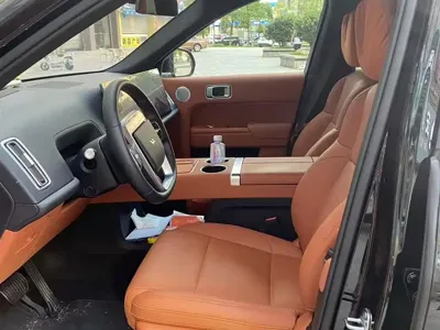 Li Auto Li L8
