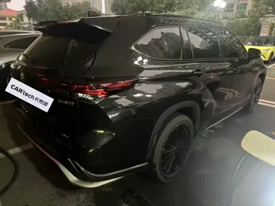 Toyota Crown Kluger