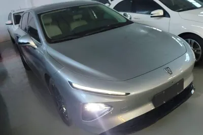 Roewe D7