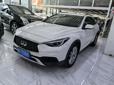Infiniti QX30