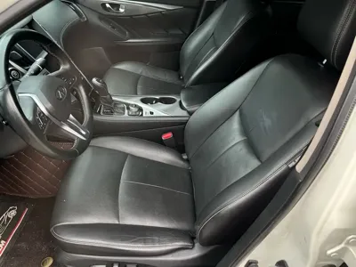 Infiniti Q50L