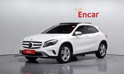 Mercedes-Benz GLA-Class