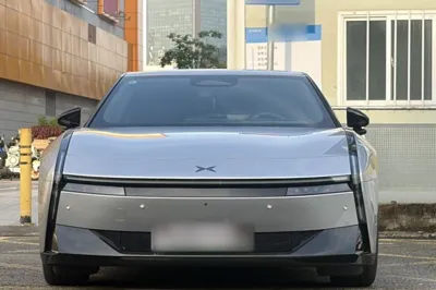 Xpeng P7