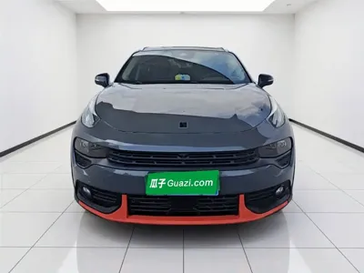 Lynk & Co 02
