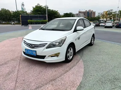 Hyundai Verna