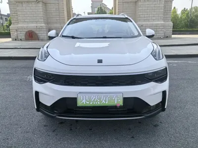 Lynk & Co 01