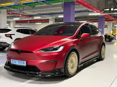 Tesla Model X