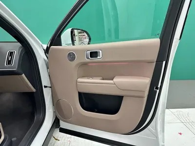 Li Auto Li L8