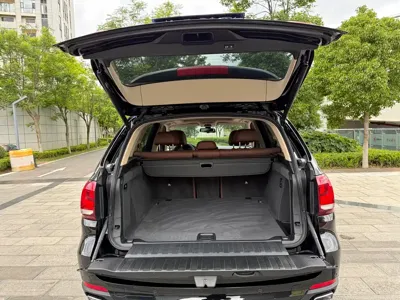 BMW X5 (Import)