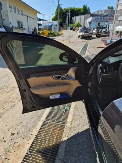Volvo S90