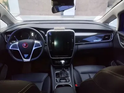 BYD MAX