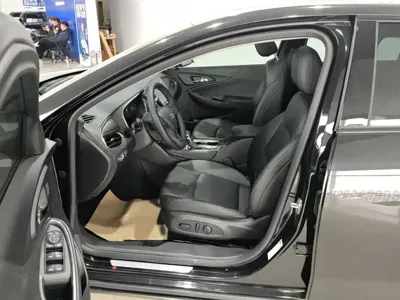 Chevrolet Malibu XL
