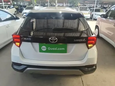 Toyota Yaris L