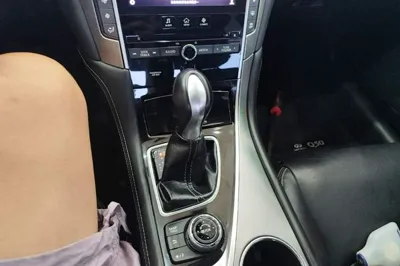 Infiniti Q50L