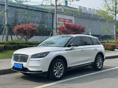 Lincoln Corsair