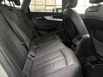 Audi A4 (Import)