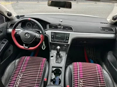 Volkswagen Lamando