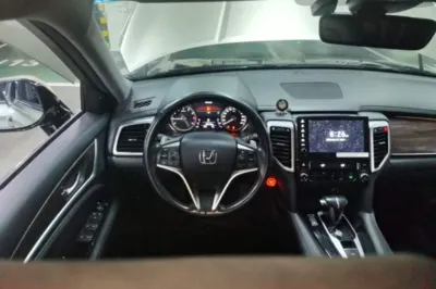 Honda UR-V