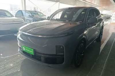 Li Auto L8