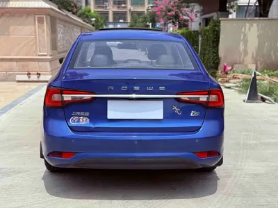Roewe i5