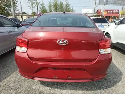 Hyundai Verna