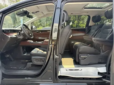 GAC Motor Trumpchi E8 PHEV