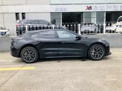 Zeekr 001