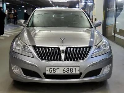 Hyundai Equus