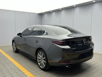 Mazda 3 Axela