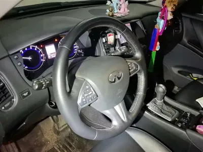 Infiniti QX50