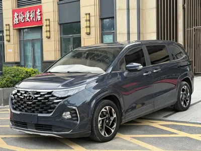 Hyundai Custo