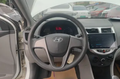 Hyundai Verna (older generation)
